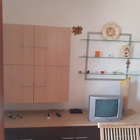 Airport Butterfly Apartman Olbia