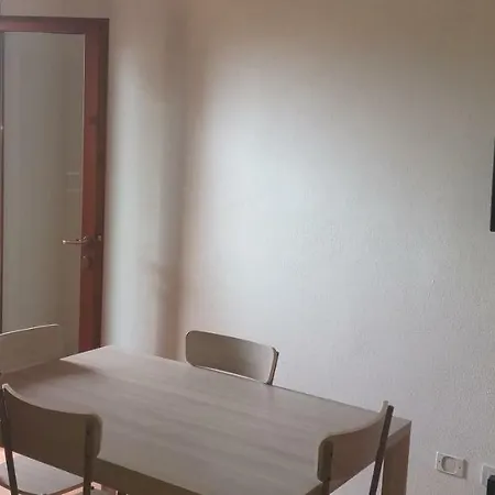 Airport Butterfly Apartman